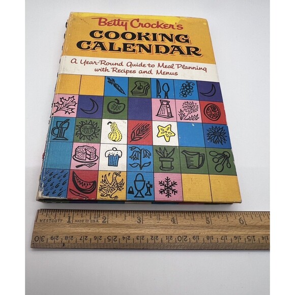 Betty Crocker's Cooking Calendar Cook Book First Edition First Printing 1962 - Picture 12 of 14